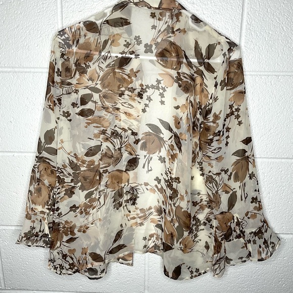 < Women’s Notations Sheer Brown Floral Button Down > - Picture 3 of 4